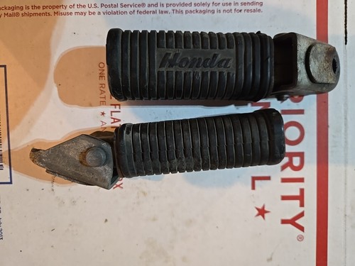 Honda CA95 Benly 150 Rear Passenger Pegs Excellent Original - Bild 9 von 10
