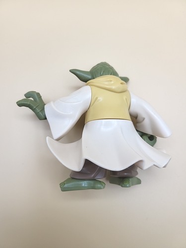 Star Wars Yoda Figure 2005 Hasbro 5in Figure - Picture 10 of 18
