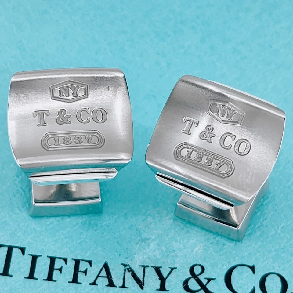 Tiffany & Co. Tiffany 1837 Cufflinks Cuff Links Galaxy Gray Titanium & Silver925 - Image 4 of 4