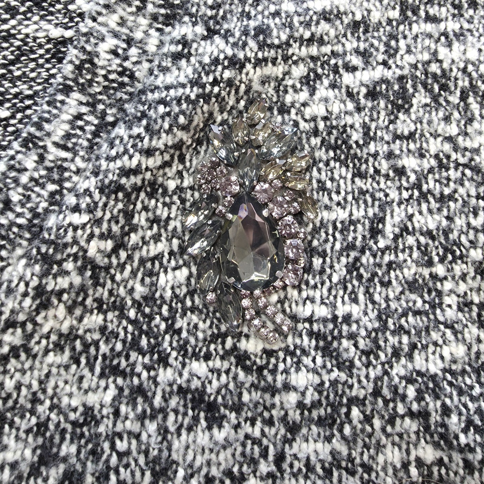 Zara W/B Collection V-neck long sleeve sweater rhinestone embellishments M thumbnail 3