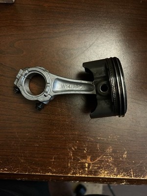 594058 Piston