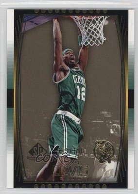 2004-05 SP Game Used Gold 53/100 Ricky Davis #3 1s7