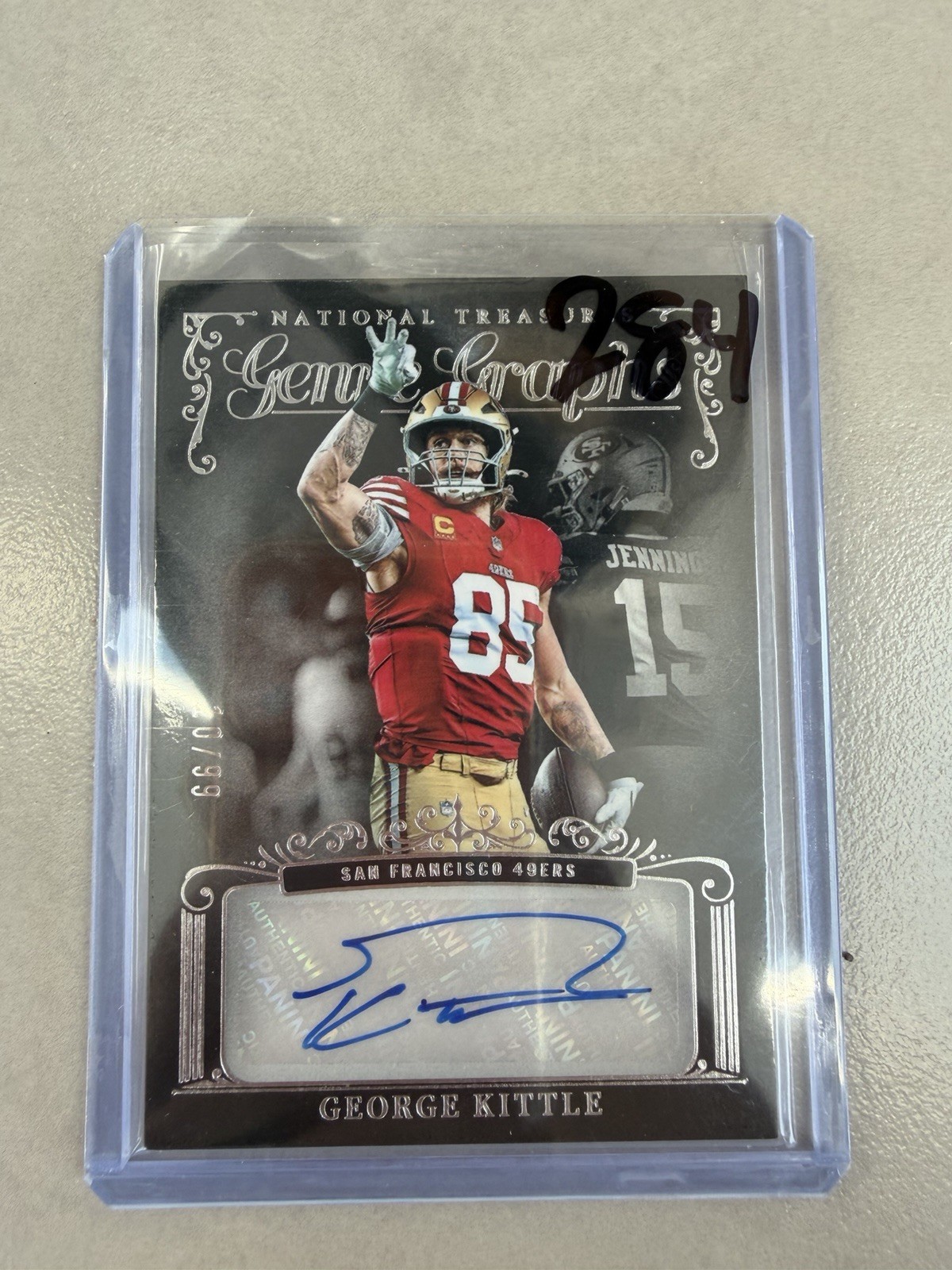 GEORGE KITTLE 2025 NATIONAL TREASURES GENRE GRAPHS AUTO /99 #GG-GKE Q6608
