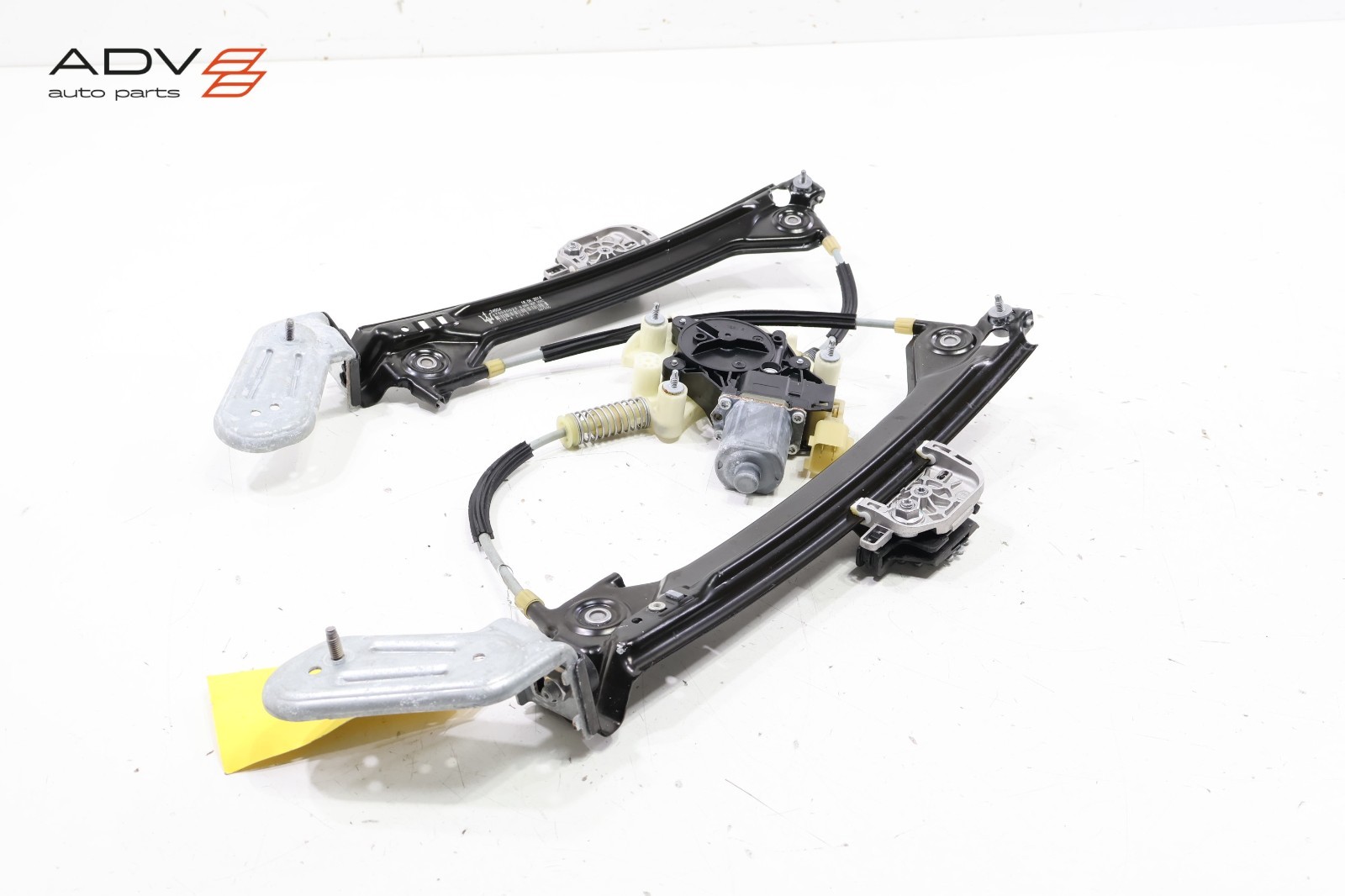 2014 - 2020 MASERATI GHIBLI REAR LEFT SIDE DOOR WINDOW REGULATOR & MOTOR OEM
