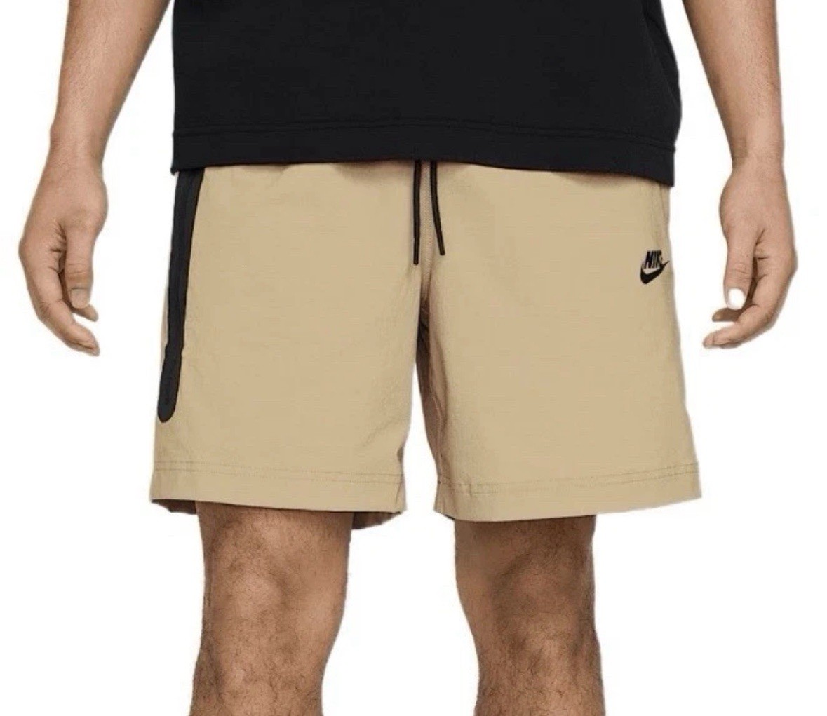 Nike Tech Woven Shorts Mens Small Beige Black Zip Pockets HQ0470