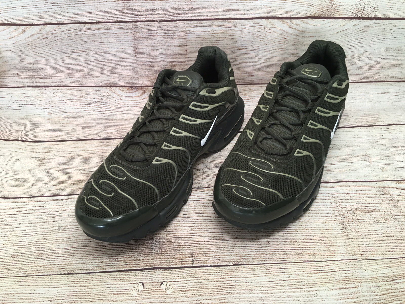 air max plus sequoia