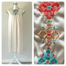 1970s Floral Embroidered Nightgown, Vintage Ivory and Teal Nightie, Vintage VF