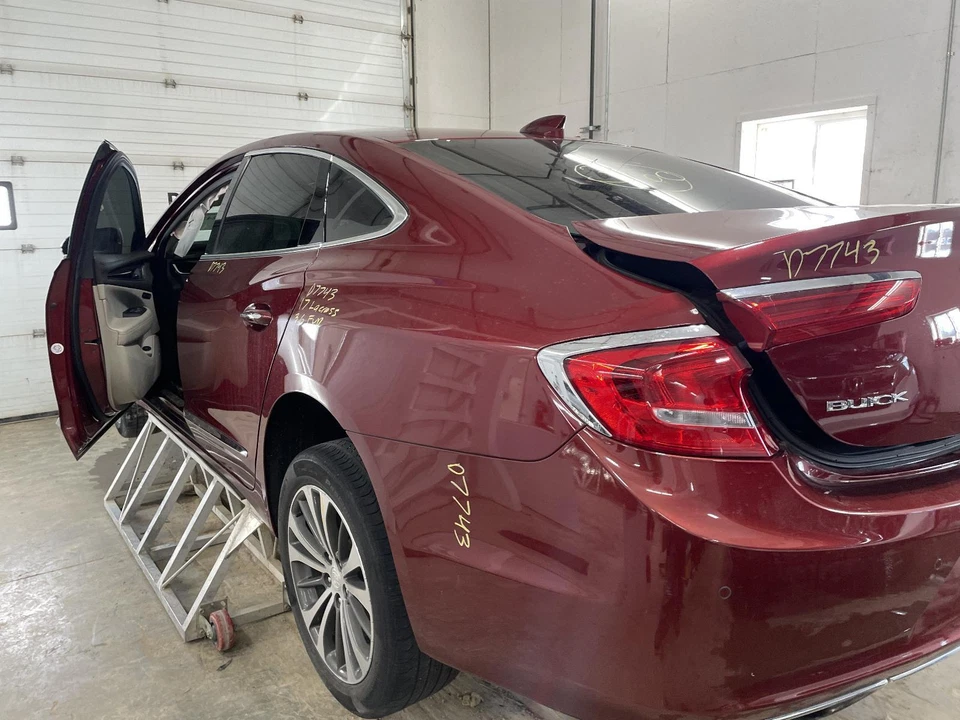 Módulo de controle de corpo usado serve: 2017 Buick Lacrosse Body Control BCM LH painel de chute - Imagem 2 de 4