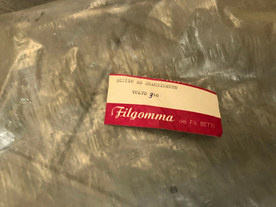TAPPETI TAPPETINI sovratappeti sovra tappeti gomma SPECIFICI VOLVO 340 Filogomma - Immagine 2 di 2