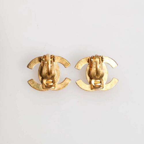 CHANEL CC Turnlock Studs Earrings Clip-On 95A Gold Plated Made in France - Picture 4 of 5
