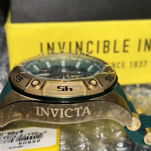 Invicta 25509 Men's Watch Green in Color - Picture 7 of 8