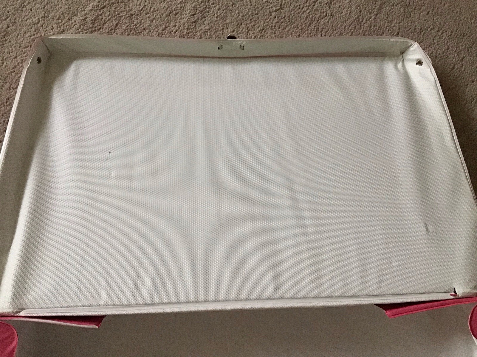 Vintage 1984 Tara Toy Corp. American Beauty Doll Accessories Pink Storage Case