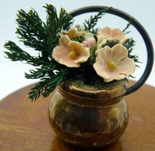 Antique c.1920 Hammered Copper Pot with Flowers 1:12 Dollhouse Miniature