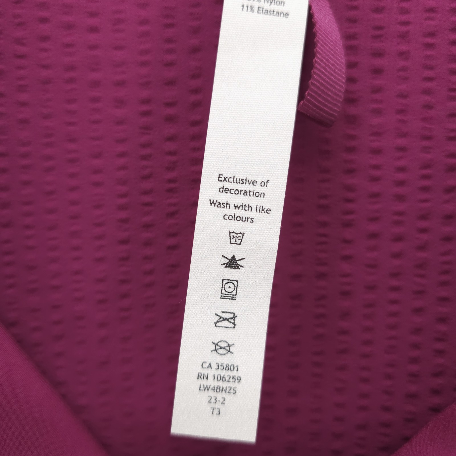 LULULEMON Pack Light Pullover Packable MAGENTA Pu… - image 7