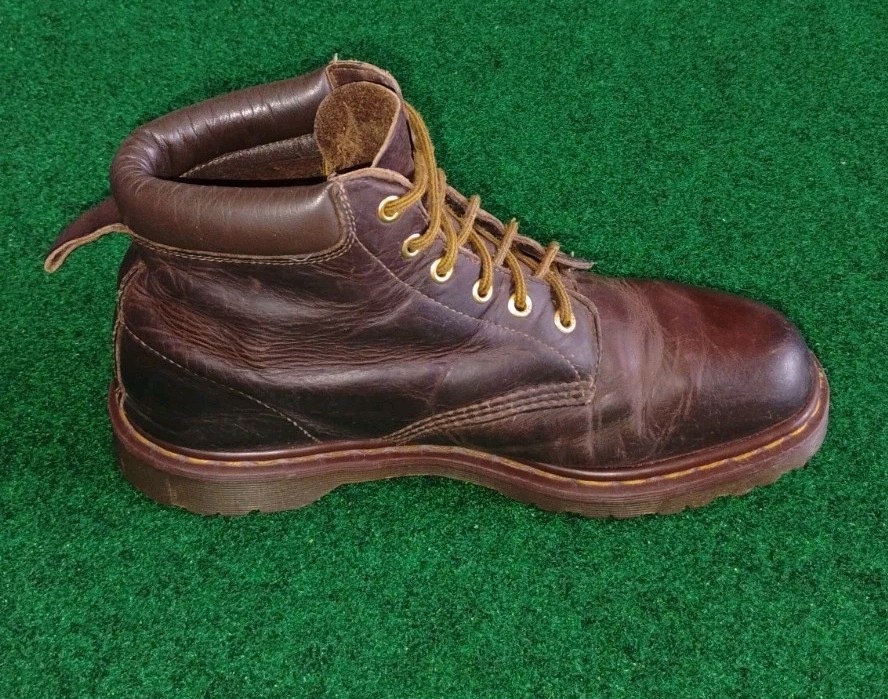 VINTAGE DR. DOC MARTENS Y2K 1990'S LACE UP MEN'S ANKLE BOOTS 10M ENGLAND thumbnail 4