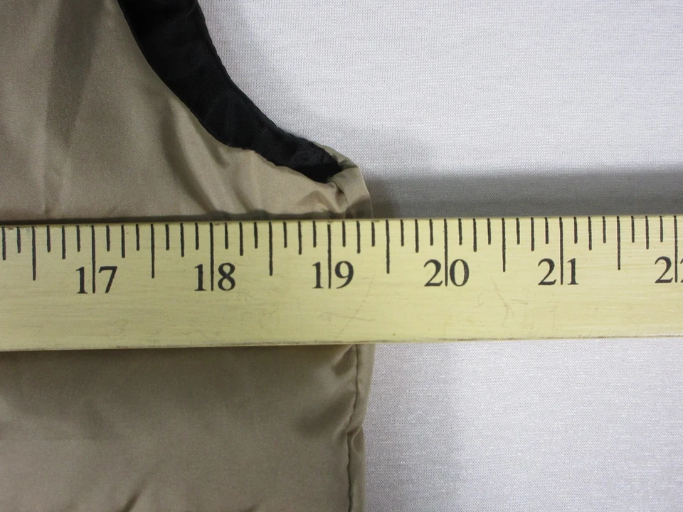 Colete acolchoado Old Navy masculino sem mangas com zíper completo tamanho XL (14/16) cáqui - Imagem 2 de 4