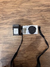 OLYMPUS Stylus XZ-2 White 12.0MP 4x Digital Camera Working great