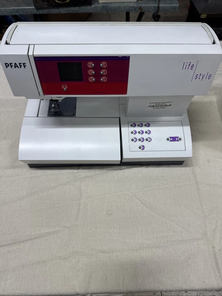 Pfaff 2022 Life Style mit IDT-SYSTEM Nähmaschine Top-Zustand  - Bild 2 von 4