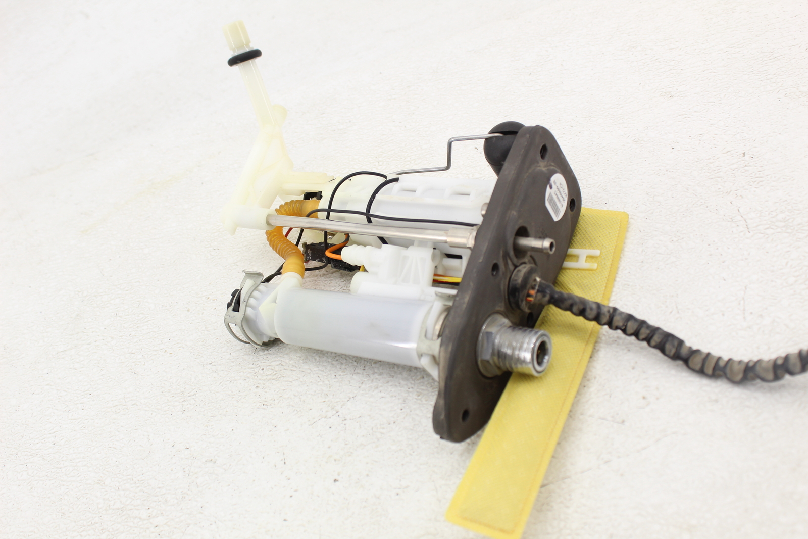 18-23 Harley Davidson Street Fat Bob Breakout Fuel Pump 61200042 