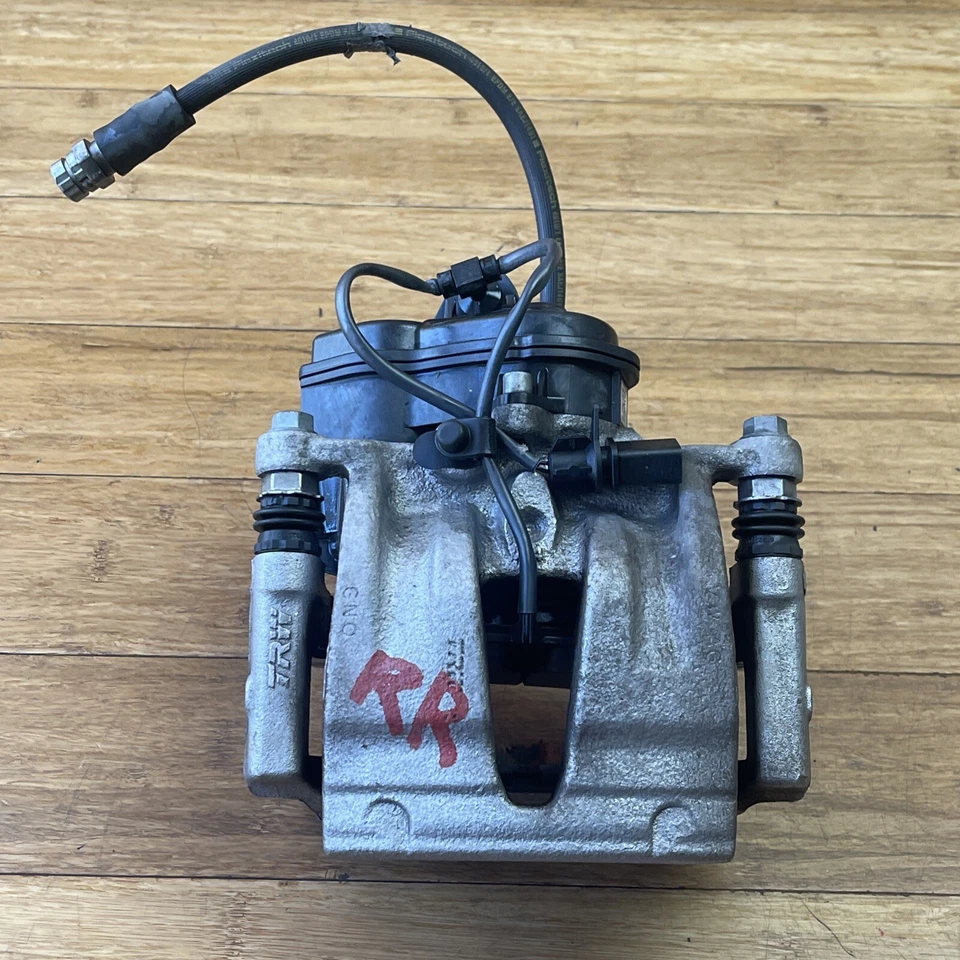 Conjunto de pinza de freno trasera derecha Audi A8 L 2019-2023 original OEM Foto 3 de 4