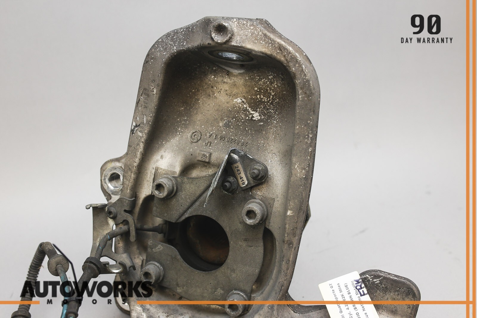 03-08 Maserati Quattroporte M139 Front Right Spindle Knuckle Carrier w/ Hub OEM