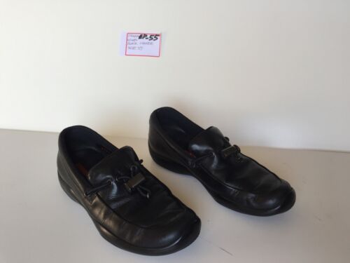 Womens Prada black Leather Triangle Loafers 55