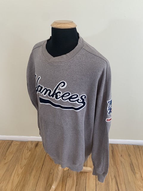 yankees crewneck sweatshirt