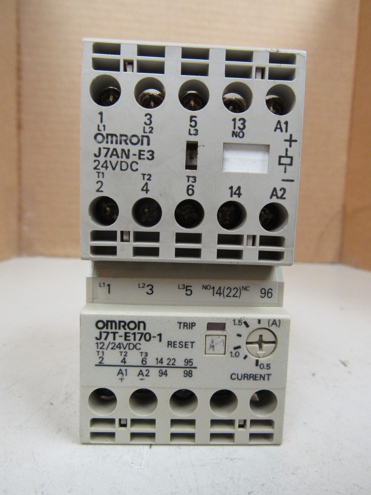 OMRON STARTER J7AN-E3 J7ANE3 24VDC J7T-E170-1 J7TE1701 12/24VDC