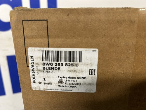 Audi A4 B9 N/S LEFT Exhaust Pipe 2020 - ON BRAND NEW Genuine 8W0 253 825 L - Picture 7 of 7