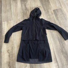 Lululemon Women 10 Black Right As Rain Jacket...