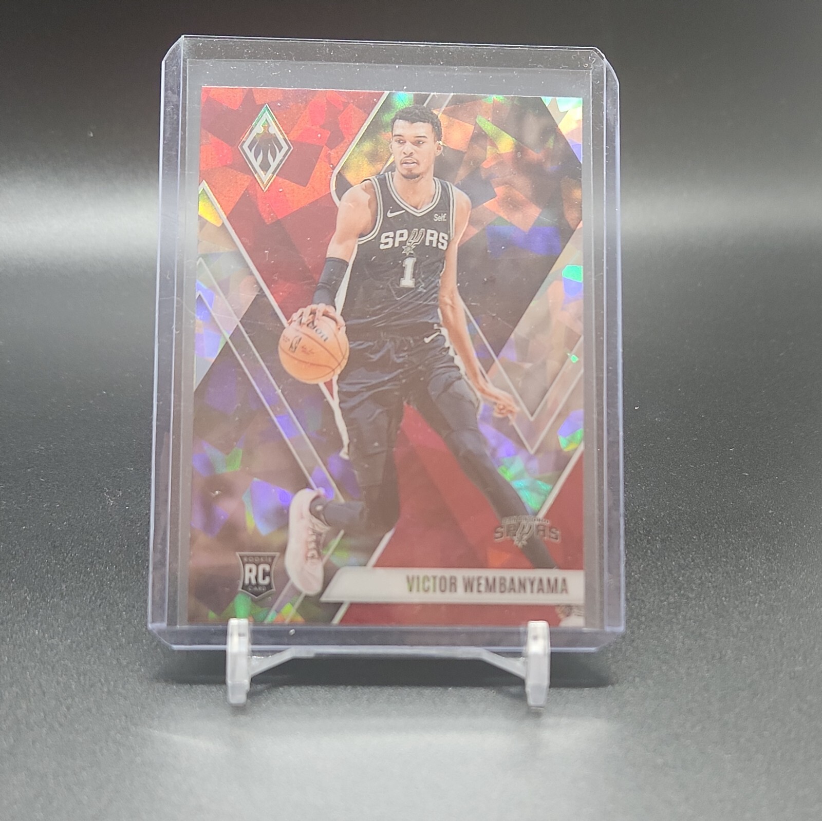 2023-24 Panini Phoenix VICTOR WEMBANYAMA Red Ice Phoenix Rookie RC #256 Spurs