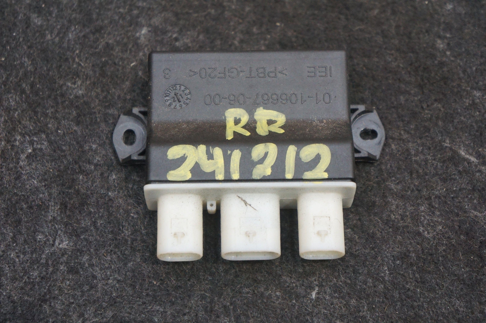 Rear Switch Module OEM A2139050714 Aston Martin Dbx 707 2023