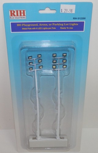 RIH HO Parque infantil, arena, estacionamiento Luces (6 luces LED por poste) #012200 Nuevo en paquete | Zustand: New