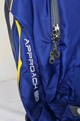 Mountainsmith Approach 50L Hiking Backpack In Excellent Condition - Picture 3 of 4