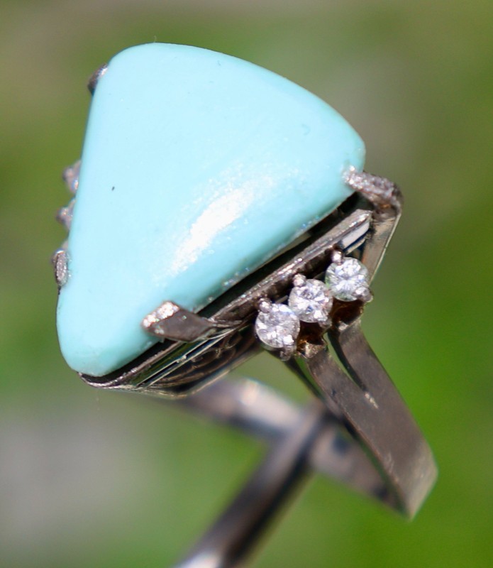 Solid Platinum Pt900 0.21cttw Six Round DIAMOND 9.54Grams Charming Vintage Ring