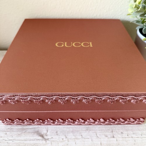 ¡Nuevo! ¡Exclusivo de Gucci! Cinturón con hebilla Cocodrilo Caimán Millennium GG talla 70 $1800. - Imagen 7 de 8