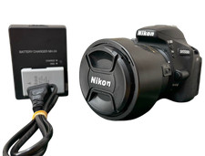 Nikon D5500 DSLR Camera w/ AF-S DX NIKKOR 18-70mm F3.5-4.5G IF-ED Lens Tested