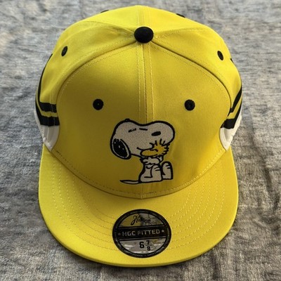 Headgear Classics Peanuts Snoopy Zigzag Fitted Hat Cap Size 6 7/8 Yellow White