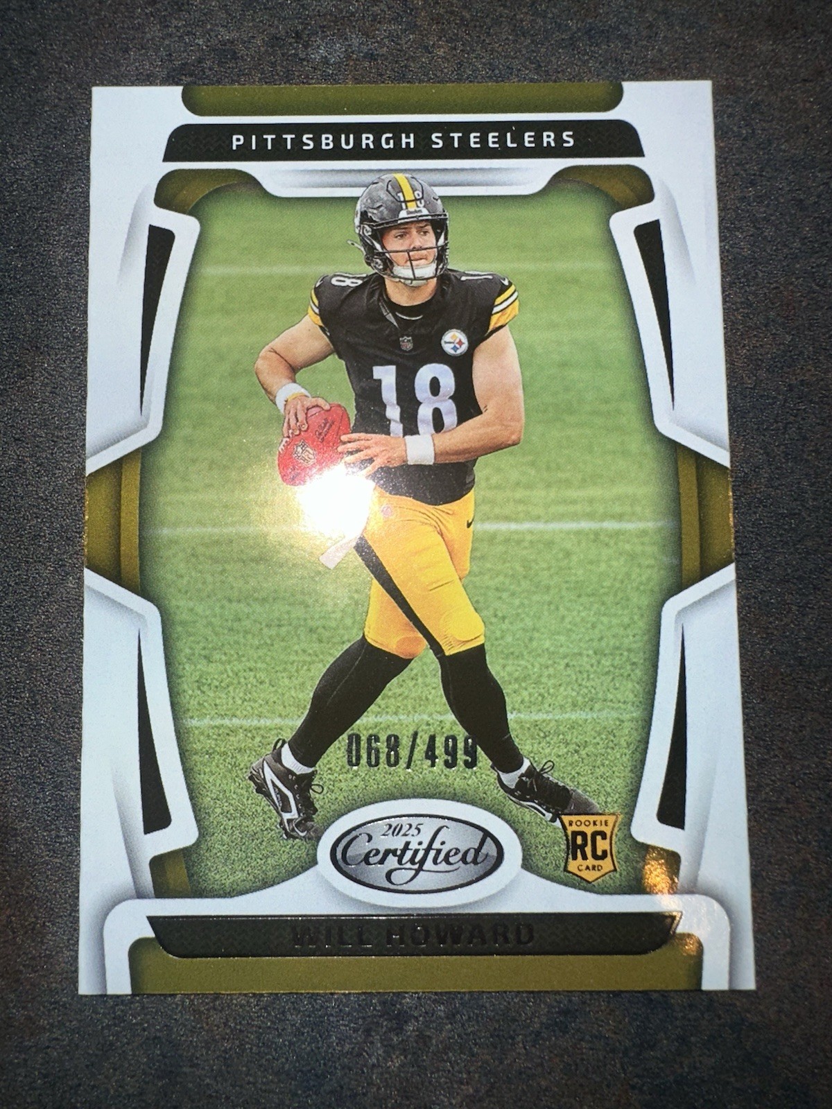 2025 Panini Certified Will Howard NUMBERED 068/499 No. 104 (RC)