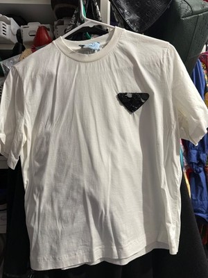 prada t shirt women SMALL  Cropped fits a small medium   