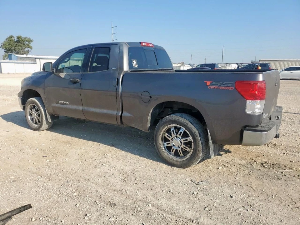GRY HOOD 533010C030 2007-2013 TOYOTA TUNDRA Foto 2 de 4