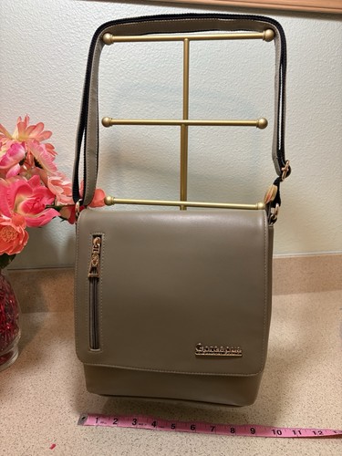 Gorgeous Gray Medium Crossbody Bag Zip/Magnetic, Gold Hardware, Detachable Strap