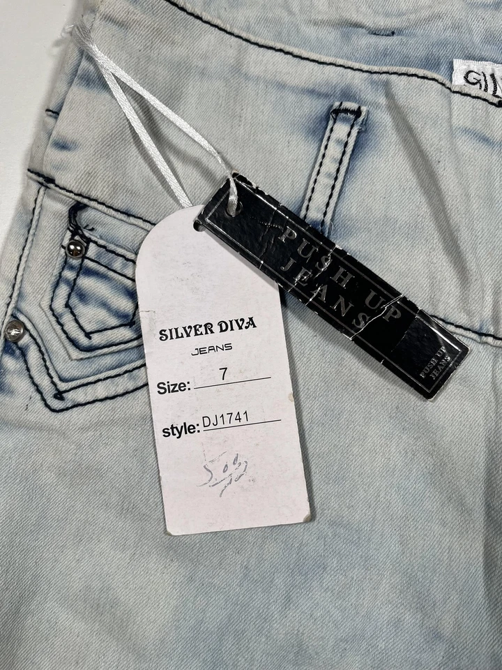 Silver Diva Jeans Womens 7 Light Wash High Rise Skinny Distressed Push Up DJT41 - Image 4 of 4
