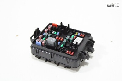 2020-2023 CADILLAC CT4 REAR TRUNK FUSE RELAY JUNCTION BOX 84563557 OEM