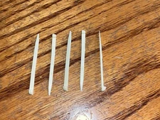 Victorinox ACCESSORY PARTS KIT LARGE Knives: 5 TOOTHPICKS Cream Color