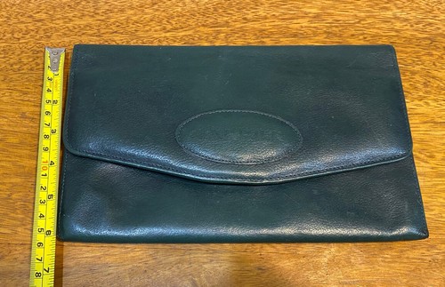 Vintage 1960s Passport Holder / Leather Travel Carrier Wallet - Dark Green Olive - Picture 9 of 10