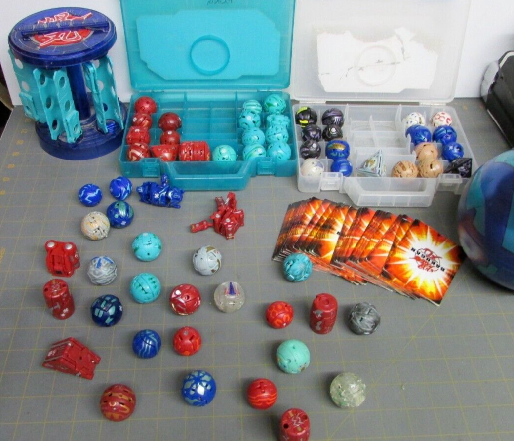 BAKUGAN Battle Brawlers Balls LOT plus cases and cards HUGE LOT