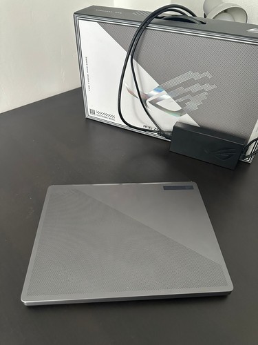 ROG G14 Zephyrus (2023) GA402 14" QHD+ Ryzen 7 7735HS RTX 4050 512 Go SSD 16 - Photo 2/5