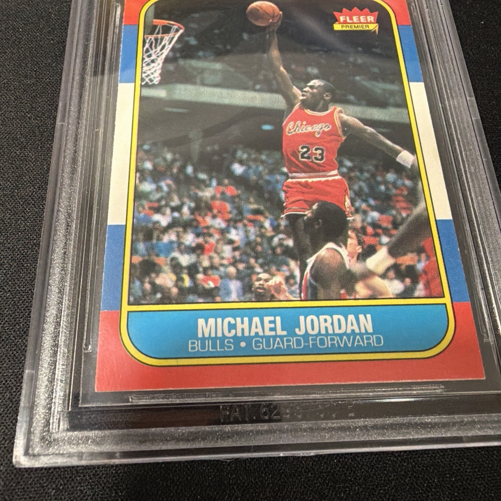 1986-87 Fleer - Michael Jordan #57 (RC) view 4