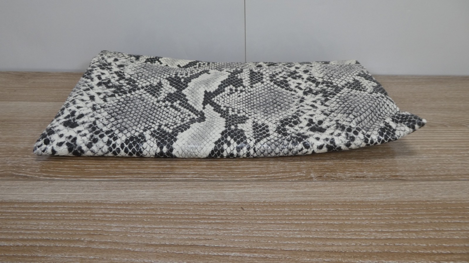 Street Level Hand Bag Clutch Python Print - image 5